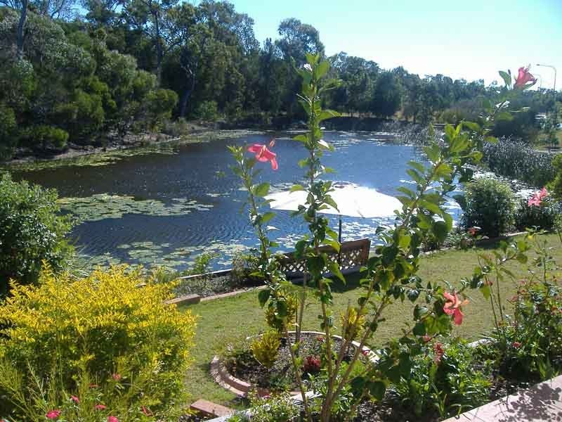 20 Undanbi Pl, Pelican Waters QLD 4551