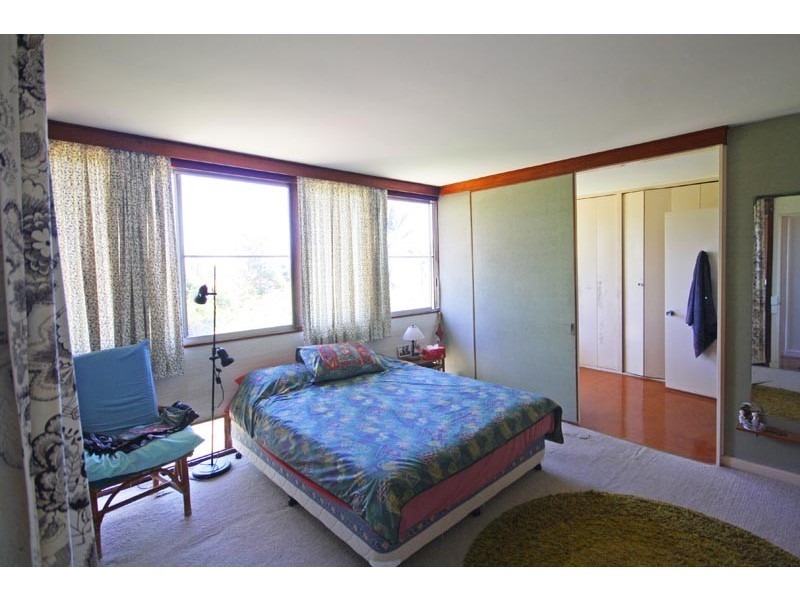 13 Burgess St, Kings Beach QLD 4551
