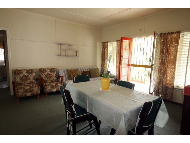 21 Ngungun Street, Dicky Beach QLD 4551