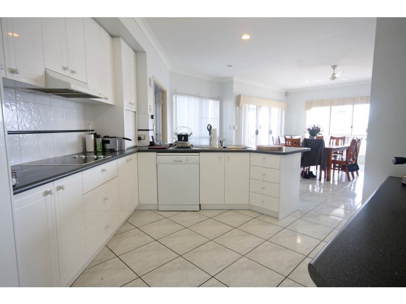 4 Cowiebank Place, Pelican Waters QLD 4551