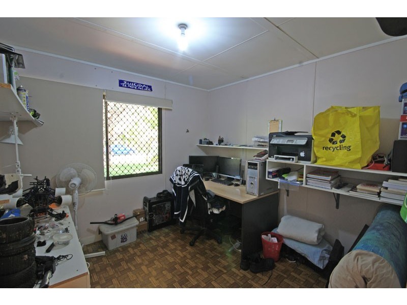 3 Gamban Esplanade, Currimundi QLD 4551