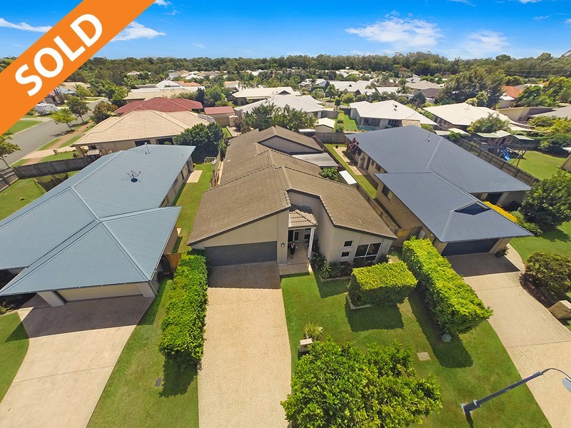 33 Montserrat Cres, Caloundra West QLD 4551