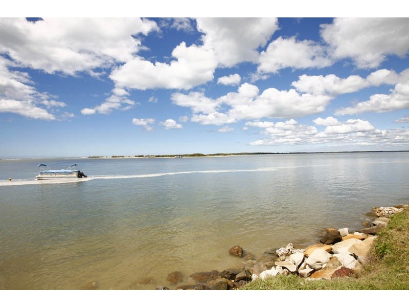 1/9 Nelson St – San Ravarda, Golden Beach QLD 4551