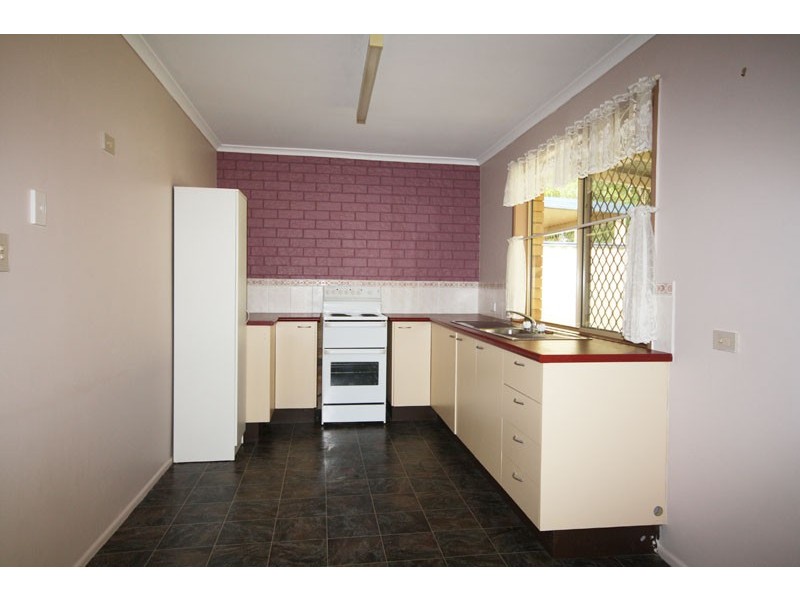 4/114 Bundilla Bvd, Mountain Creek QLD 4557