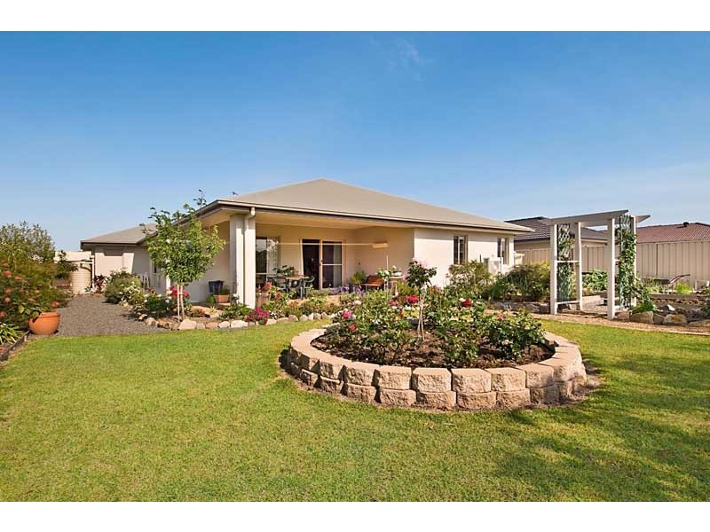 3 Rutherford Pl, Pelican Waters QLD 4551