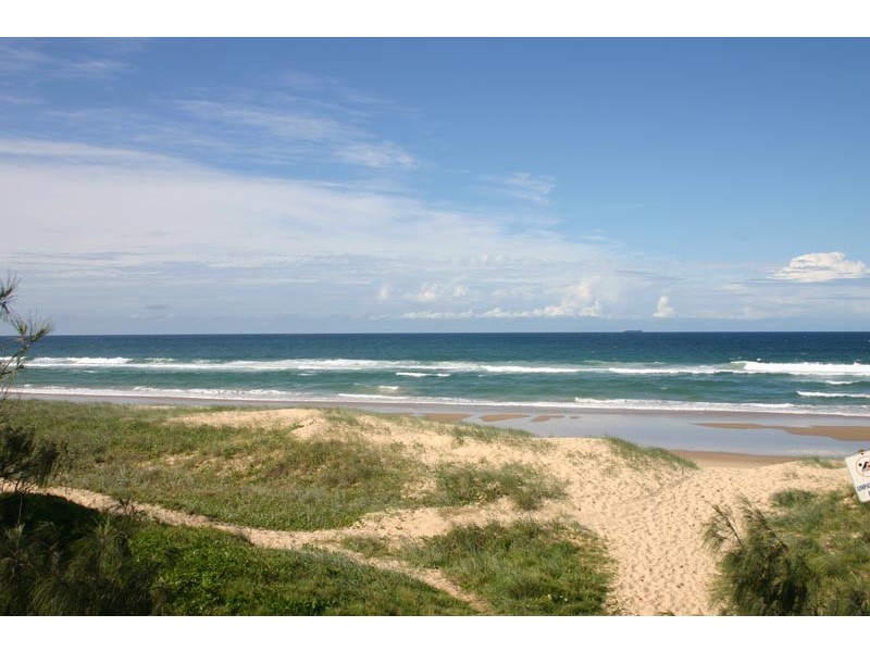 15 Baroona Street, Wurtulla QLD 4575