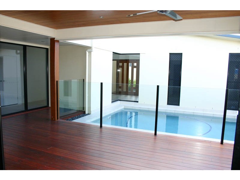 5 Airlie Cres, Pelican Waters QLD 4551