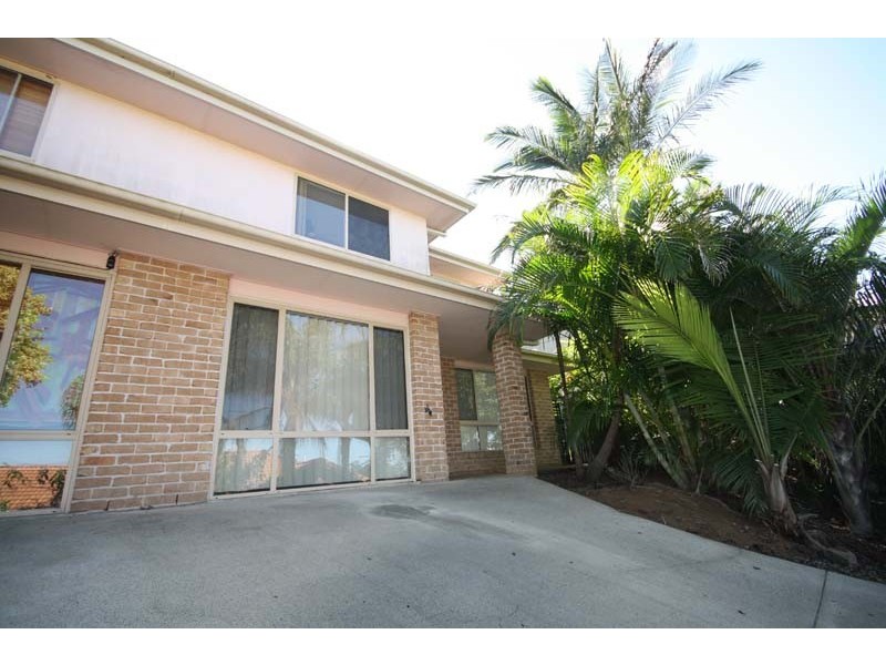 2/5 Gidgee Court, Caloundra West QLD 4551