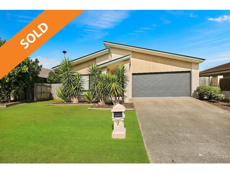 7 Gipps Street, Caloundra West QLD 4551