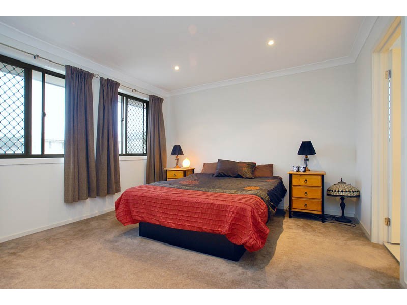 Little Mountain QLD 4551