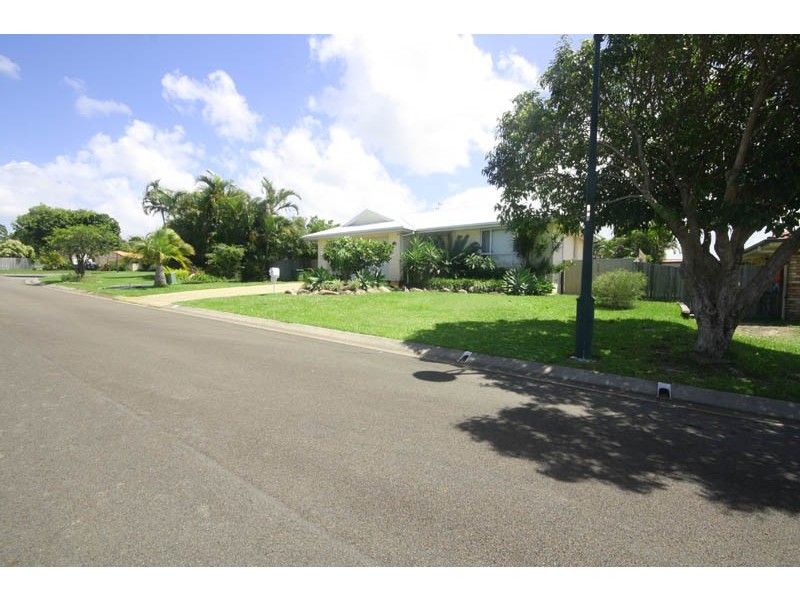 8 Darlington Cct, Currimundi QLD 4551