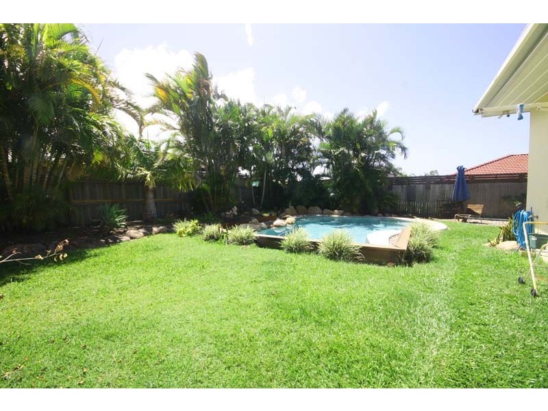 8 Darlington Cct, Currimundi QLD 4551