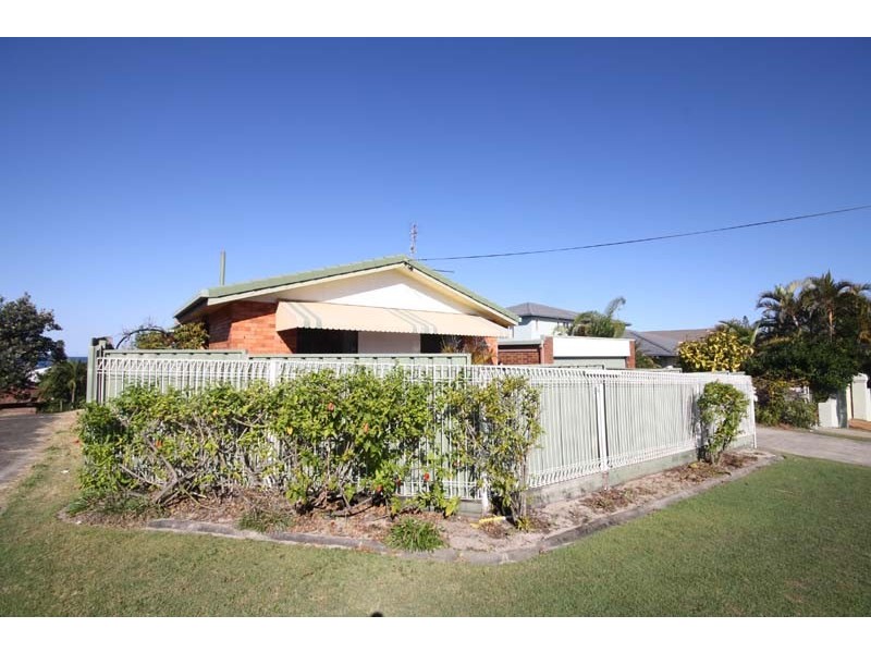 3 Wellington Pde, Shelly Beach QLD 4551