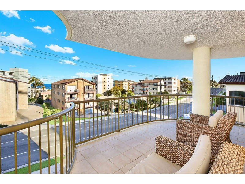 3/25 Moreton Pde – Moreton Towers, Kings Beach QLD 4551