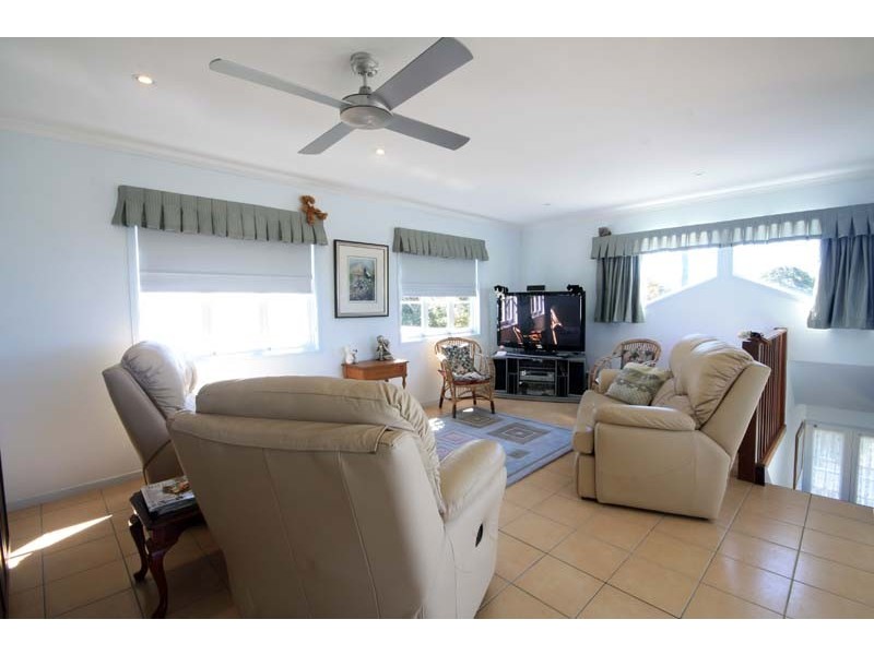 30 Nothling St, Moffat Beach QLD 4551