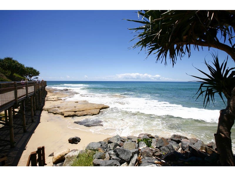 1/10 Ernest Street – The Headlands, Kings Beach QLD 4551