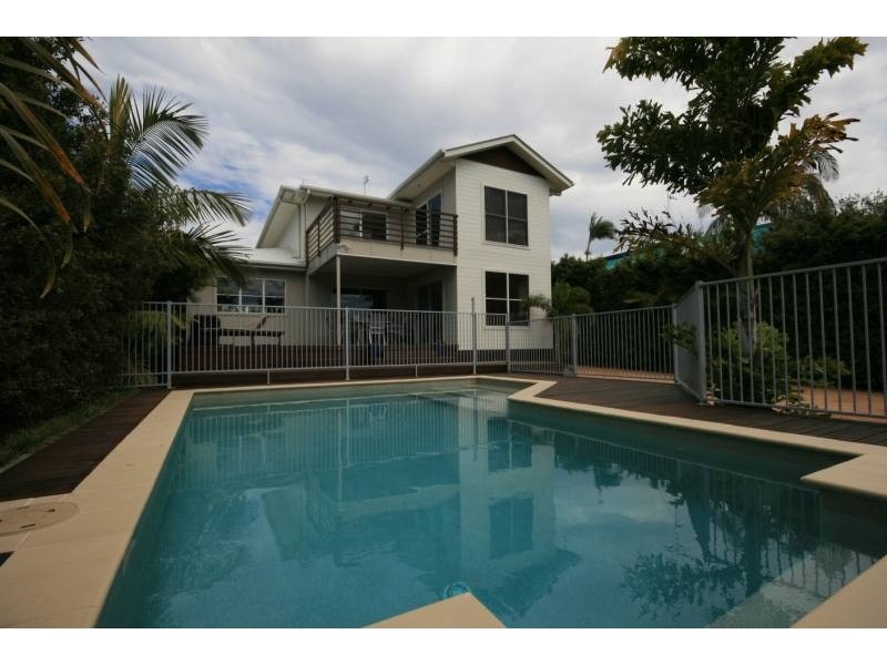 9 Nothling Street, Moffat Beach QLD 4551