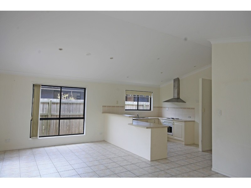 19 Rosslare Street, Caloundra West QLD 4551