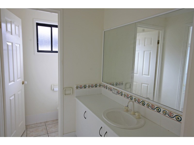 19 Rosslare Street, Caloundra West QLD 4551