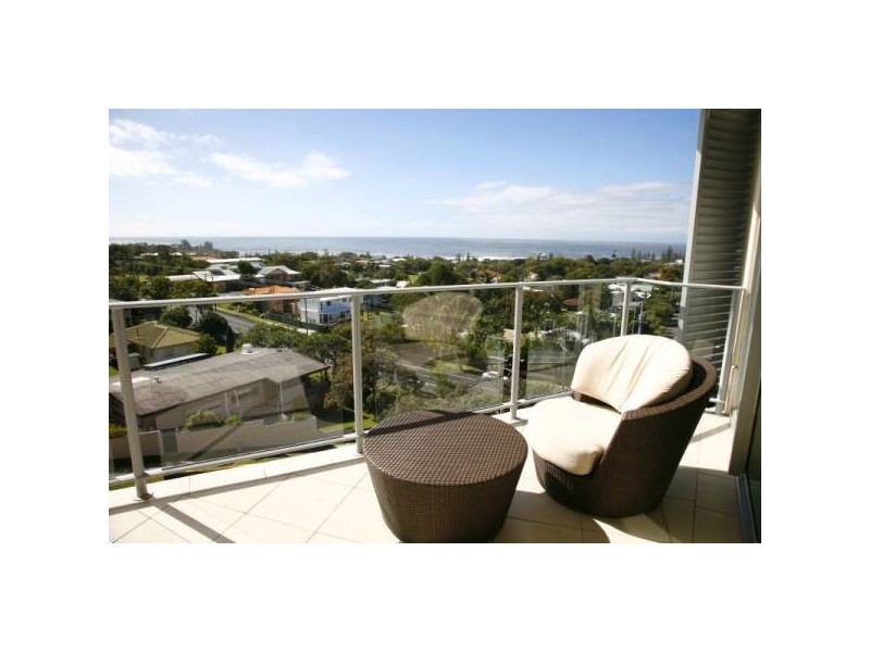 U701-2 / 7 Queen Street – The Observatory, Kings Beach QLD 4551