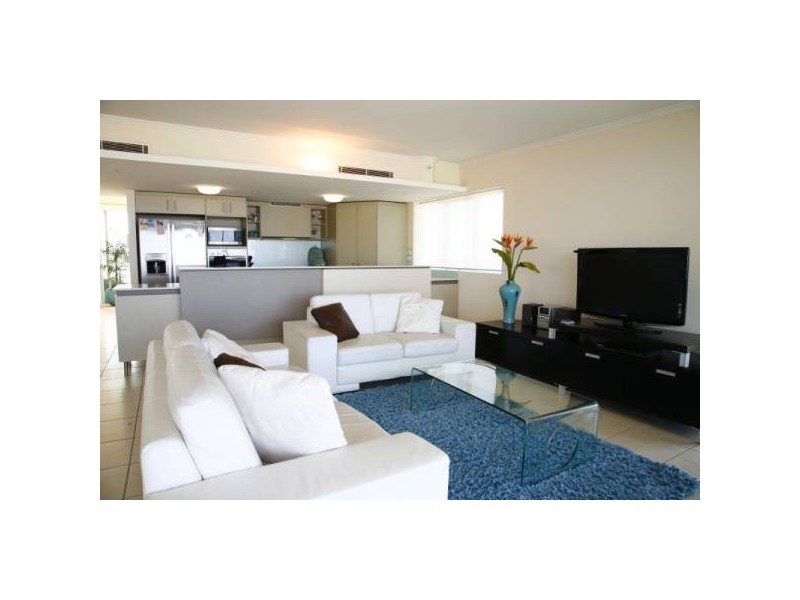 U701-2 / 7 Queen Street – The Observatory, Kings Beach QLD 4551