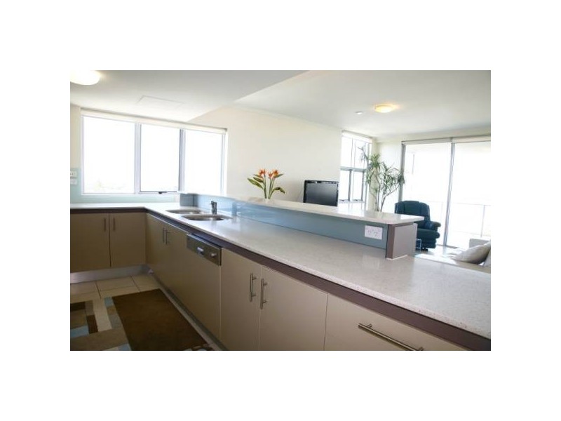 U701-2 / 7 Queen Street – The Observatory, Kings Beach QLD 4551