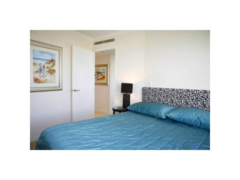 U701-2 / 7 Queen Street – The Observatory, Kings Beach QLD 4551