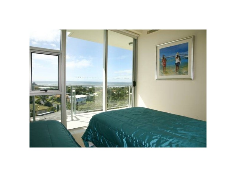 U701-2 / 7 Queen Street – The Observatory, Kings Beach QLD 4551