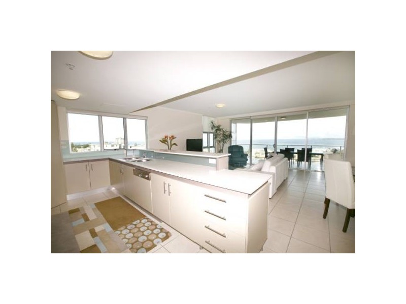 U701-2 / 7 Queen Street – The Observatory, Kings Beach QLD 4551