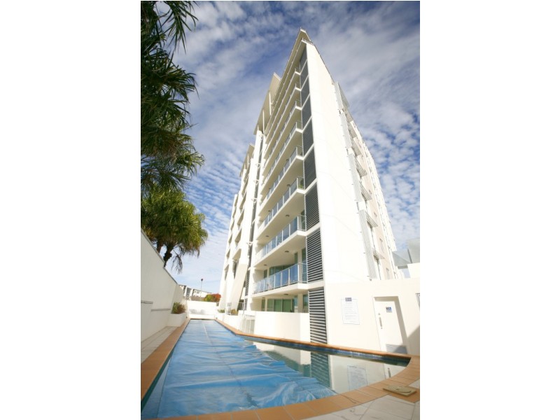 U701-2 / 7 Queen Street – The Observatory, Kings Beach QLD 4551