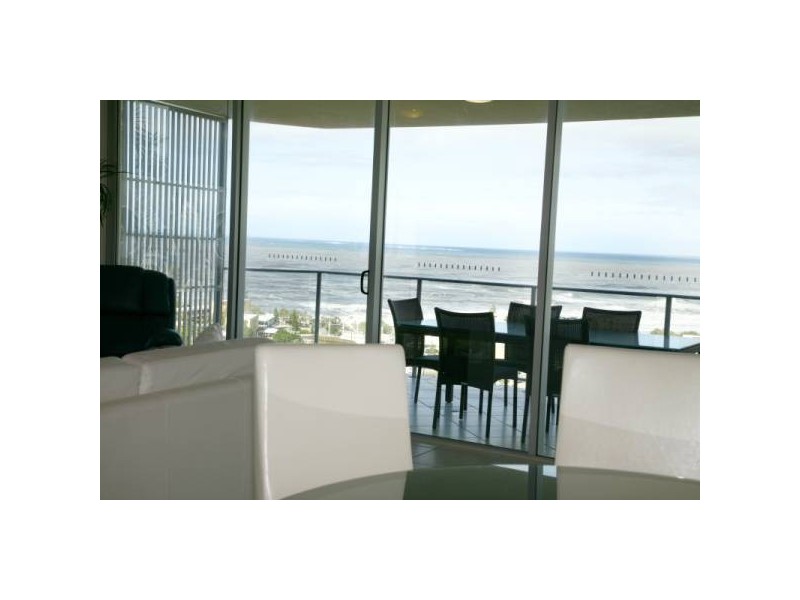 U701-2 / 7 Queen Street – The Observatory, Kings Beach QLD 4551