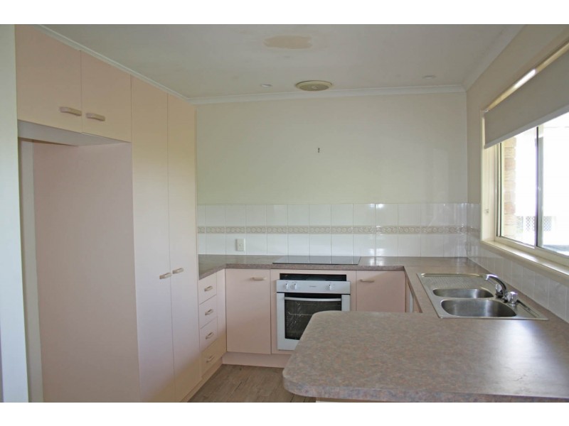 2/6 Gidgee Court, Caloundra West QLD 4551