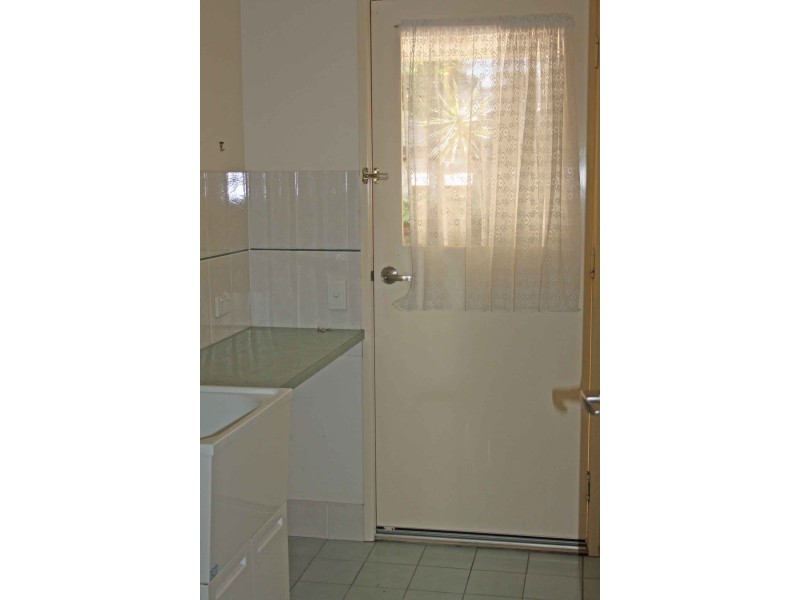 2/6 Gidgee Court, Caloundra West QLD 4551