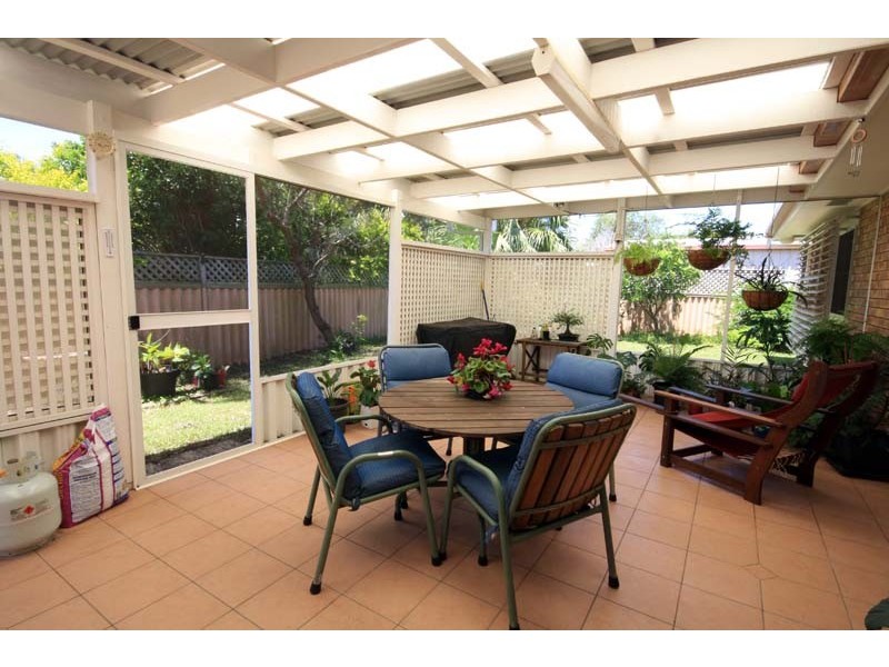 15 Barnett Street, Golden Beach QLD 4551