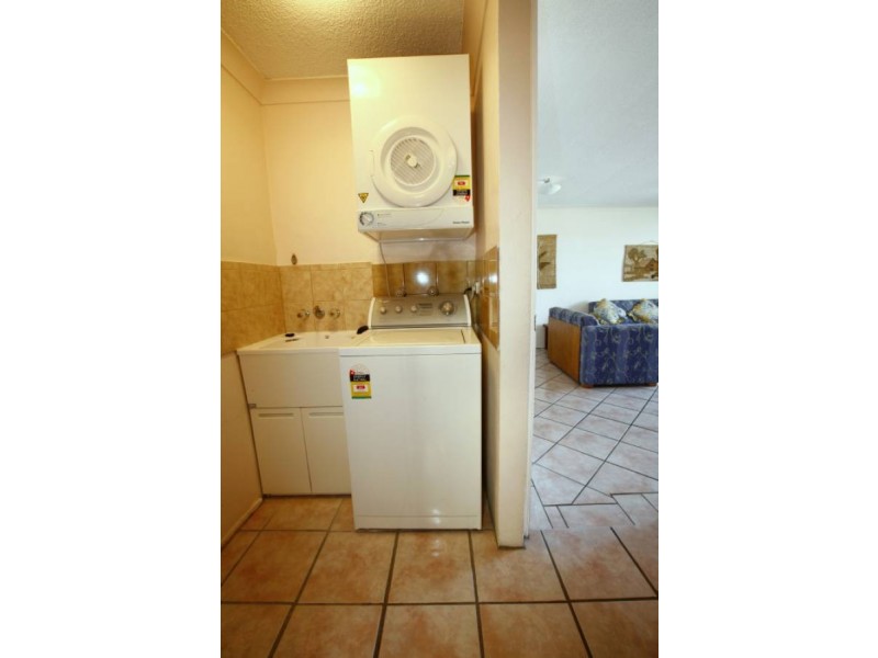 1/31 Warne Tce – Chiswell, Kings Beach QLD 4551