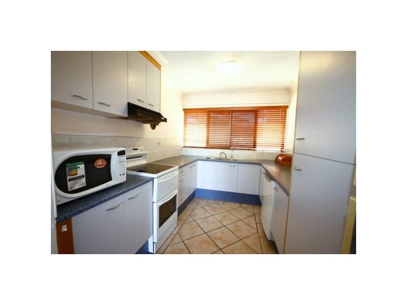 1/31 Warne Tce – Chiswell, Kings Beach QLD 4551