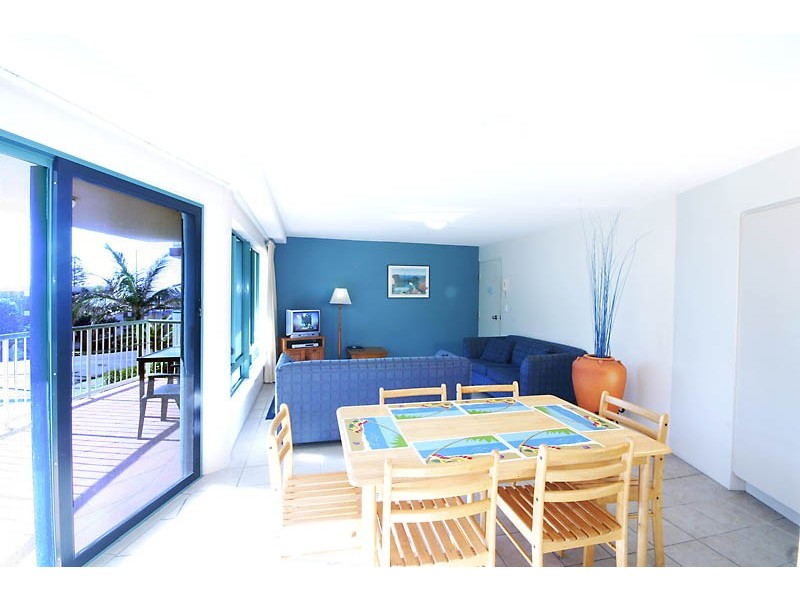 U4/22 Warne Tce- Ocean Crest, Kings Beach QLD 4551