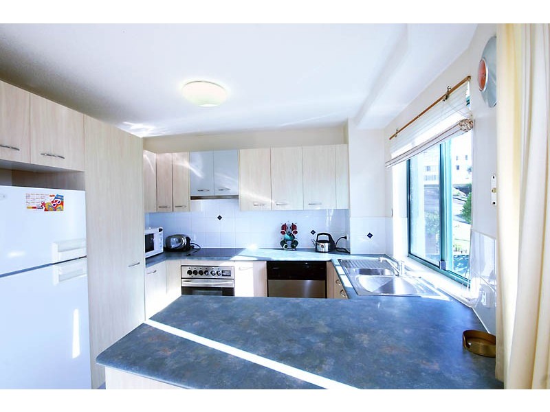 U4/22 Warne Tce- Ocean Crest, Kings Beach QLD 4551