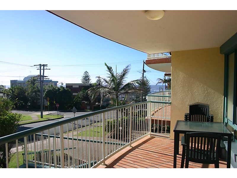 U4/22 Warne Tce- Ocean Crest, Kings Beach QLD 4551