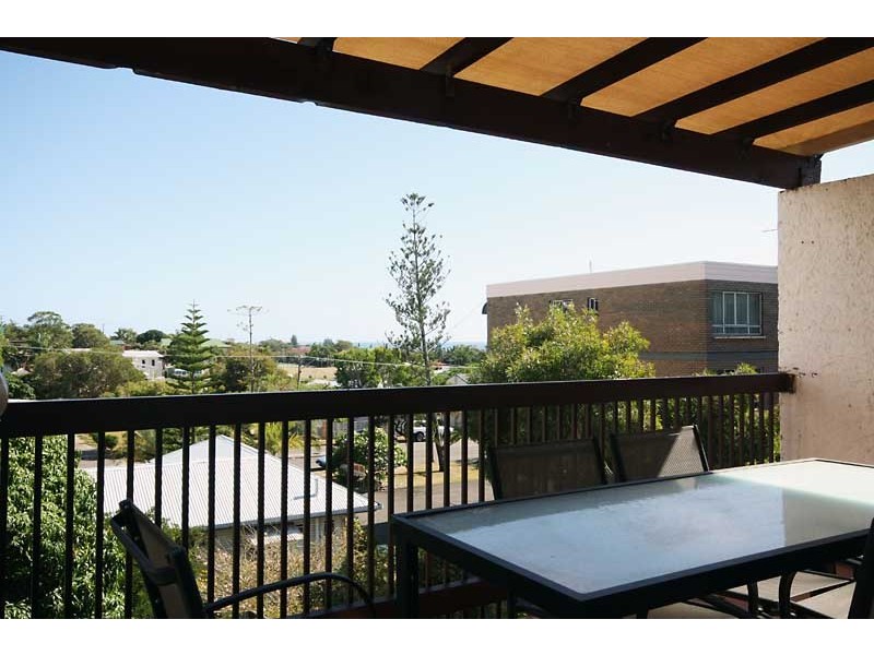 U12a/3 Sykes Ave- Spanish Villa, Kings Beach QLD 4551