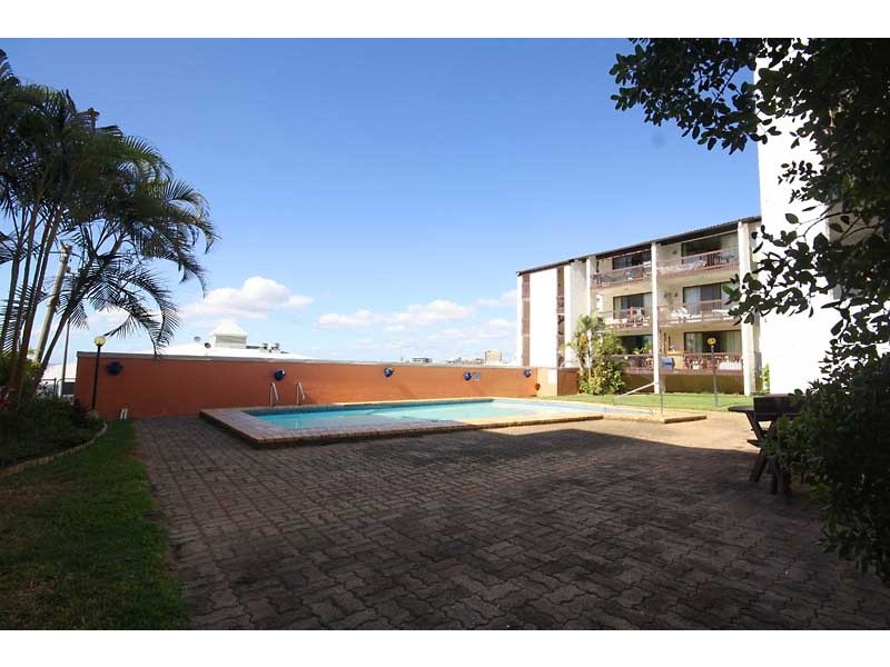 U12a/3 Sykes Ave- Spanish Villa, Kings Beach QLD 4551