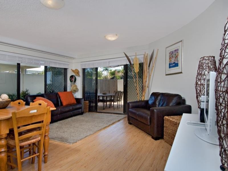 U2/42 Warne Tce- The Apartments, Kings Beach QLD 4551