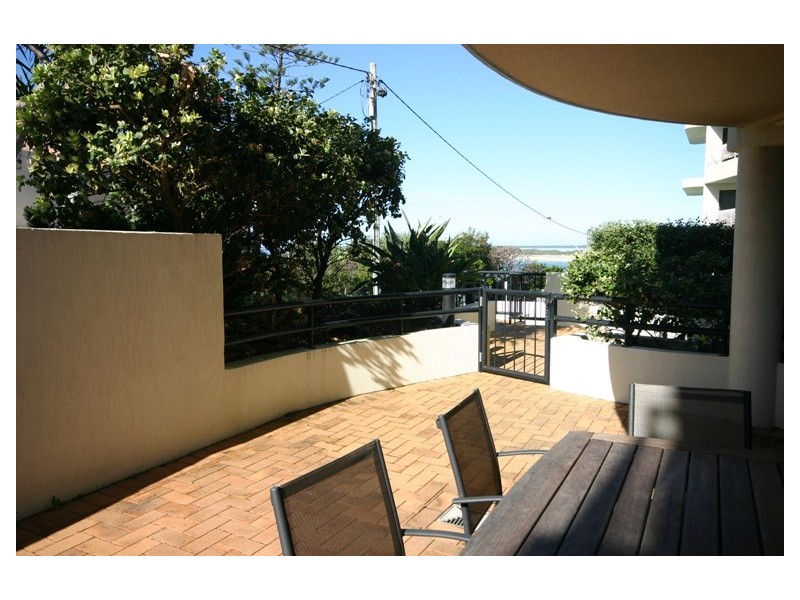 U2/42 Warne Tce- The Apartments, Kings Beach QLD 4551