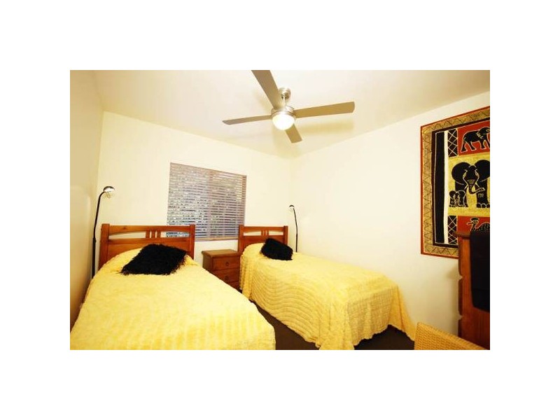 2 Robe, Currimundi QLD 4551