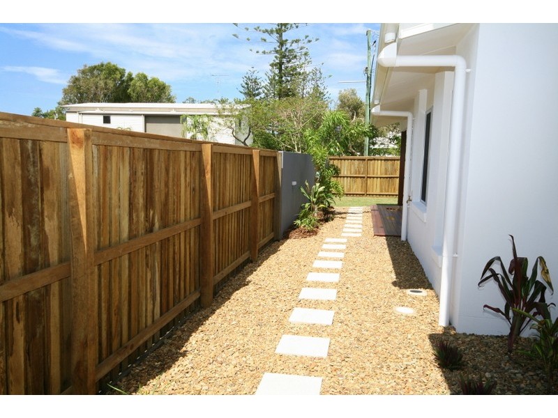 6 Elizabeth Street, Dicky Beach QLD 4551