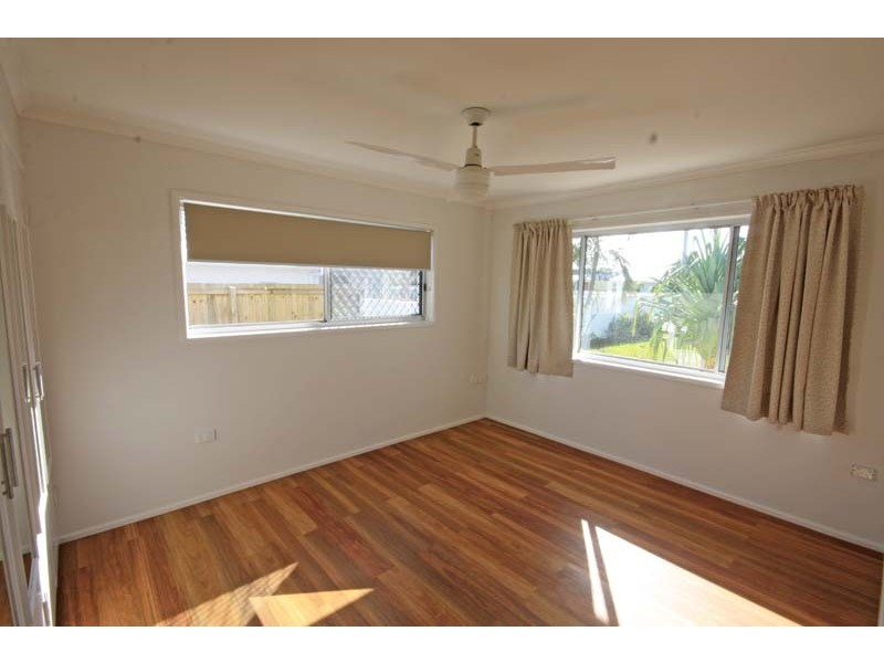 2 Bandaroo Street, Warana QLD 4575