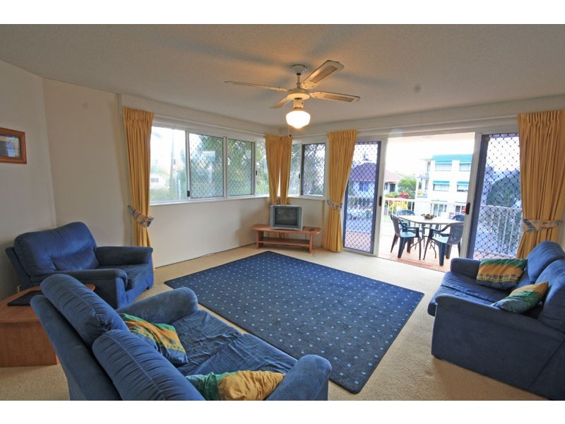 1/3 Latona Avenue – Summervale, Caloundra QLD 4551