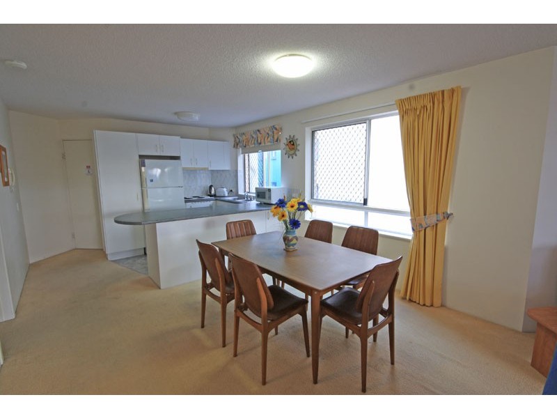 1/3 Latona Avenue – Summervale, Caloundra QLD 4551