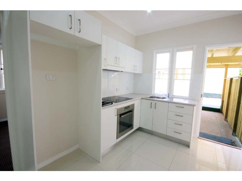 2/44 Roderick Street, Moffat Beach QLD 4551