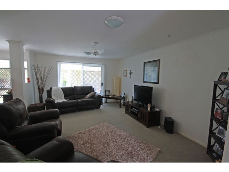 11 Carisbrook Court, Little Mountain QLD 4551